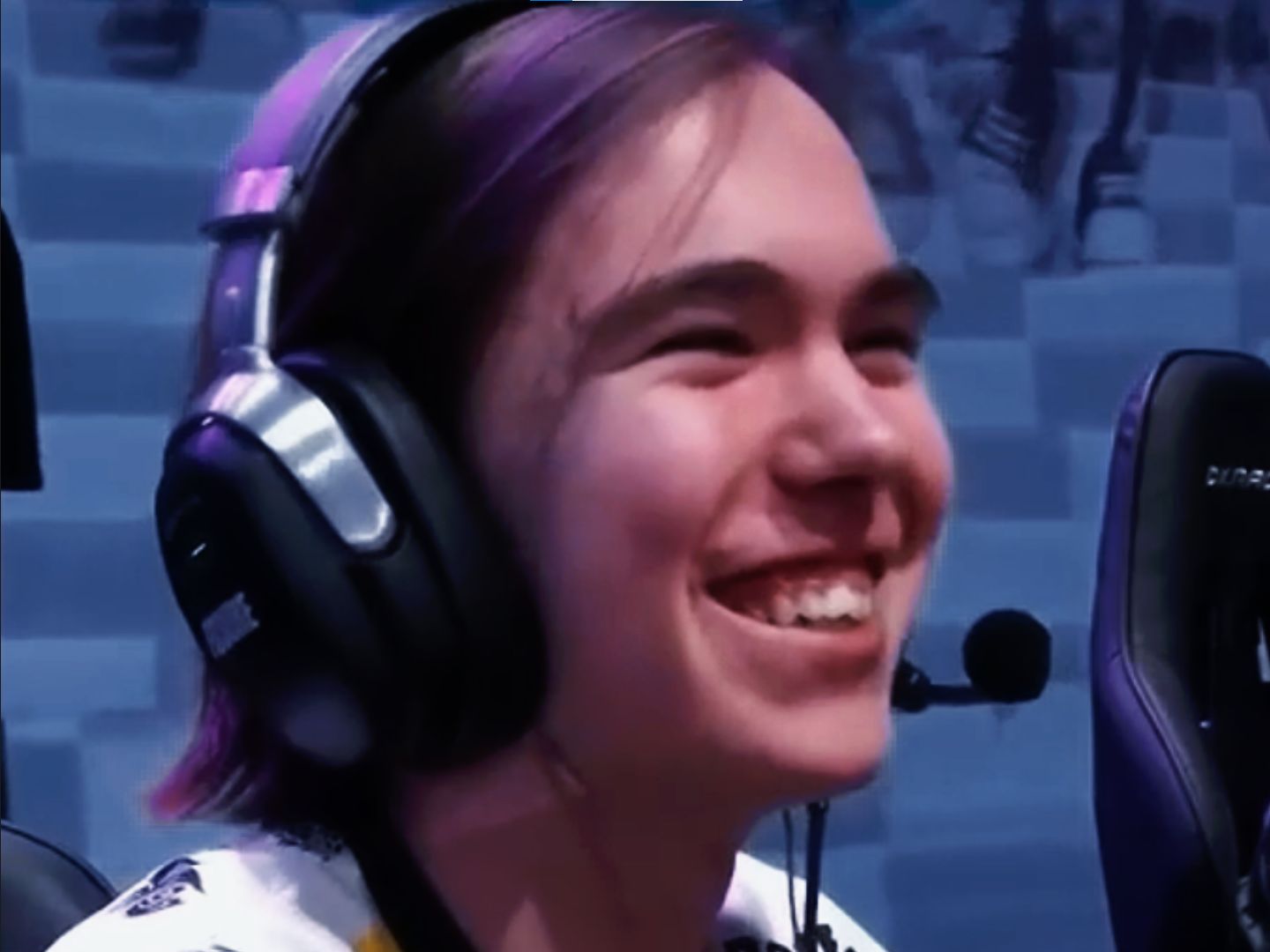 各大学间交 各大学间交