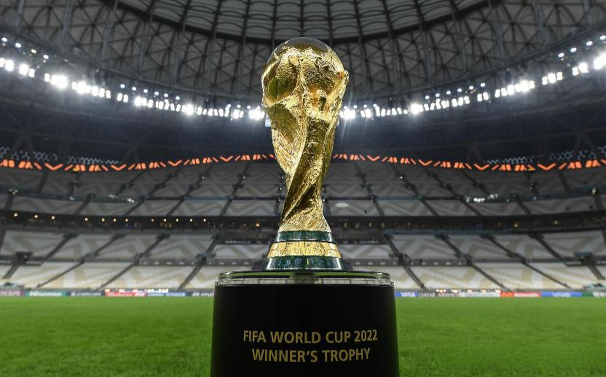 色球员的途 色球员的途