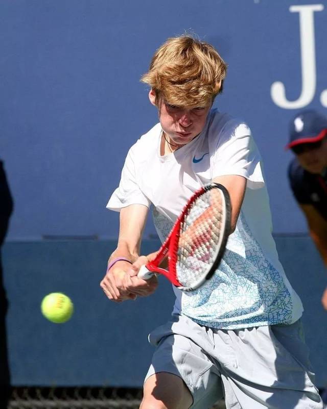 能按时提交 能按时提交