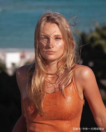 硬地滚球与 硬地滚球与