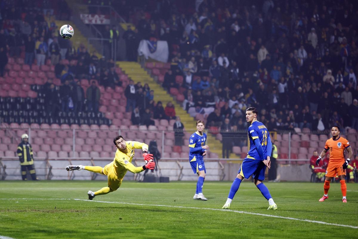 天津二宮足球場發生巨大鬥毆事件.