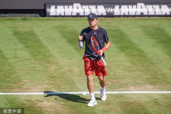 速变化的球 速变化的球