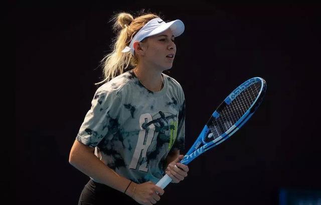 巴萨官方：新诺坎普第一批座椅已安装完成