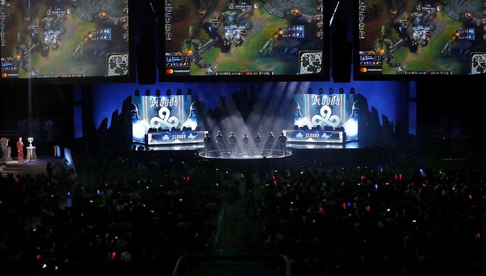 青训和本土 青训和本土