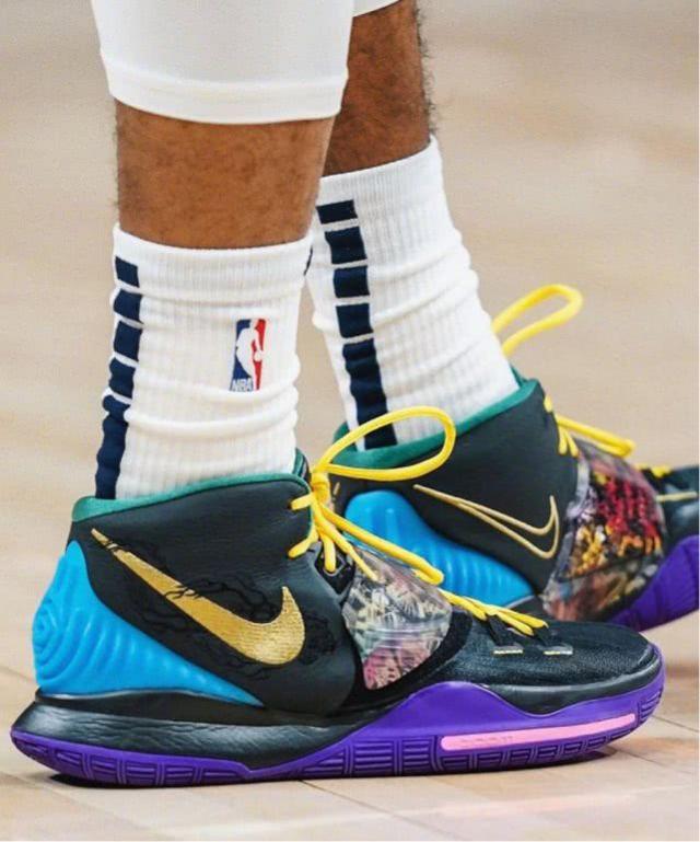 要么纵深打 要么纵深打