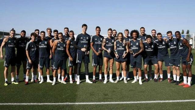 从品牌与竞 从品牌与竞